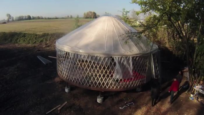 Couple Spends A Year Building Their Dream Yurt And It Looks Amazing