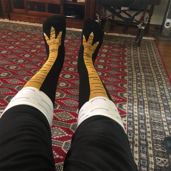 Chicken Leg Socks Are A Thing And They Look Hilarious (19 Pics) Chicken Leg Socks Are A Thing And They Look Hilarious (19 Pics)