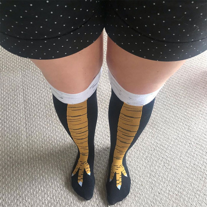 Chicken Leg Socks Are A Thing And They Look Hilarious (19 Pics) Chicken Leg Socks Are A Thing And They Look Hilarious (19 Pics)