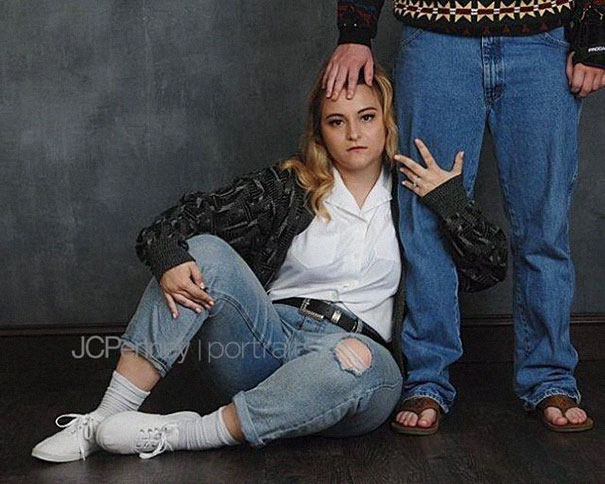 This Couple Just Got Engaged, And Their Photo Shoot Is Both Hilarious And Awesome (14 Pics) This Couple Just Got Engaged, And Their Photo Shoot Is Both Hilarious And Awesome (14 Pics)