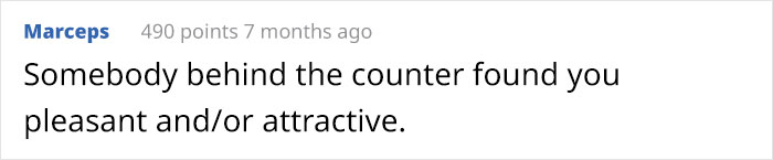 Person Can't Believe The Difference Between Economy And Business Class After Getting Randomly Upgraded To Business Class Person Can't Believe The Difference Between Economy And Business Class After Getting Randomly Upgraded To Business Class