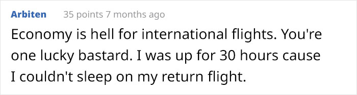 Person Can't Believe The Difference Between Economy And Business Class After Getting Randomly Upgraded To Business Class Person Can't Believe The Difference Between Economy And Business Class After Getting Randomly Upgraded To Business Class