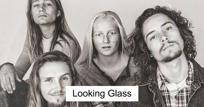 I’ve Been Photographing The Robinson Family For 6 Years With Their Kids Who Recreate Iconic Album Covers (13 Pics)