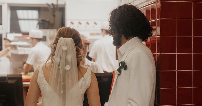 21 Wedding Photos That I Took At In-N-Out Burger Chain Restaurant