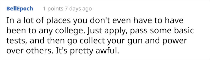 Person Puts Up A Sign About Police Officers’ Legal Knowledge And It Starts A Heated Discussion Person Puts Up A Sign About Police Officers’ Legal Knowledge And It Starts A Heated Discussion