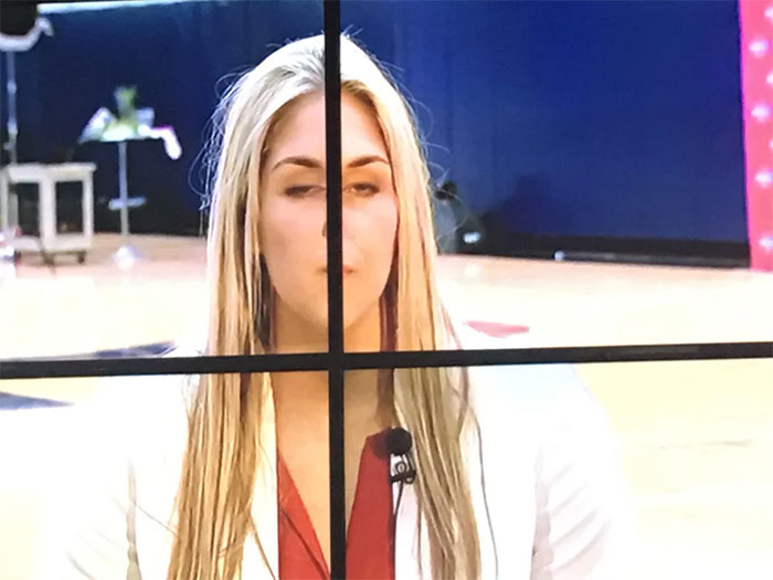 This Multi-Screen Setup In A Restaurant