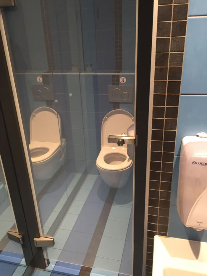 The Door In The Bathroom Of This Restaurant Is Made Of Glass