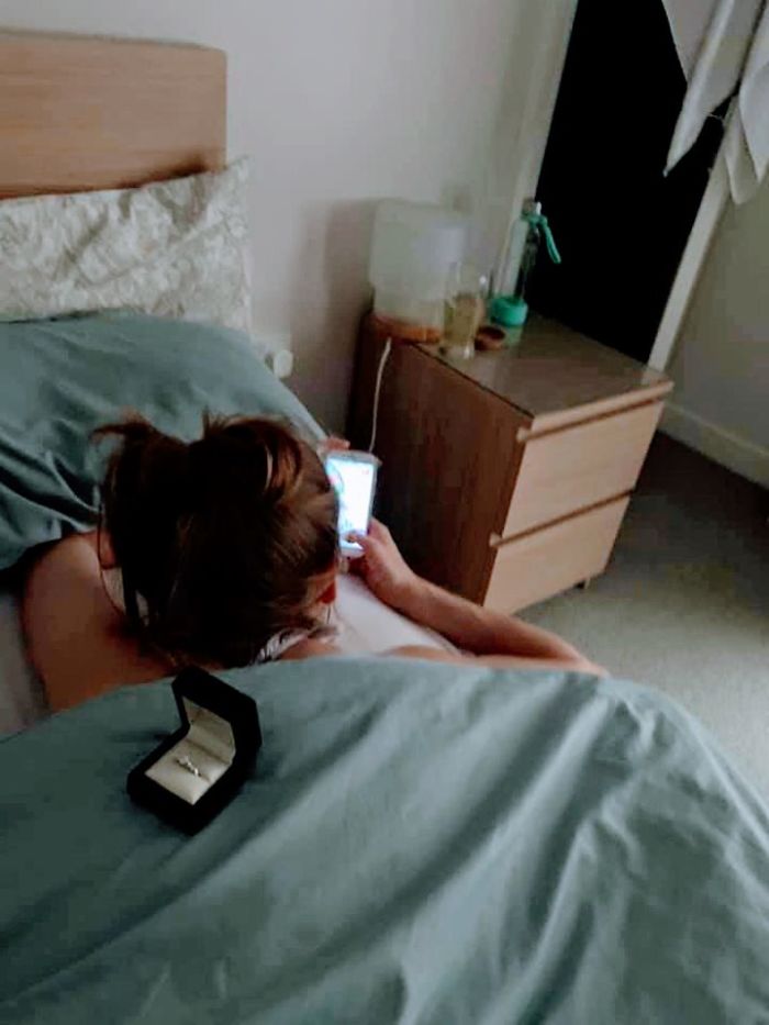 BF Decides To See How Far He Can Take Parading Engagement Ring In Front Of His GF Without Her Noticing (22 Pics) BF Decides To See How Far He Can Take Parading Engagement Ring In Front Of His GF Without Her Noticing (22 Pics)