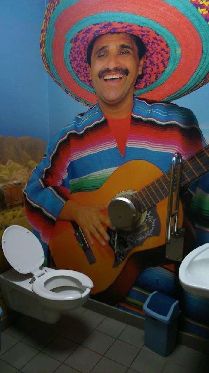 Toilets-With-Threatening-Auras