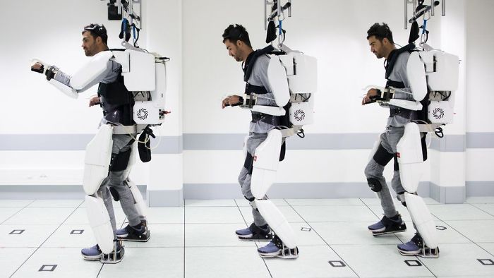 This Man Who Was Paralyzed For 4 Years Can Finally Walk Again With A Mind-Controlled Exoskeleton This Man Who Was Paralyzed For 4 Years Can Finally Walk Again With A Mind-Controlled Exoskeleton