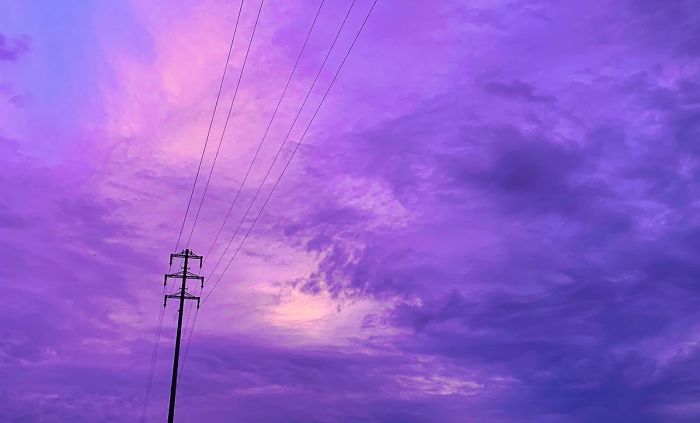 People In Japan Were Admiring The Incredibly Purple Sky, But It's A Sign Of A Typhoon People In Japan Were Admiring The Incredibly Purple Sky, But It's A Sign Of A Typhoon