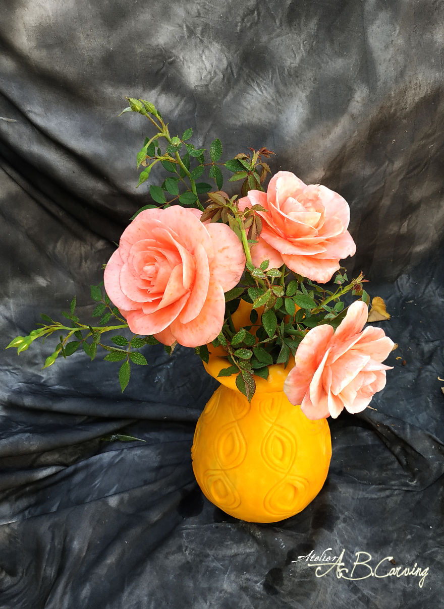 23 Carved Pumpkins Into Exquisite Sculptures That Are Not Halloween-Themed