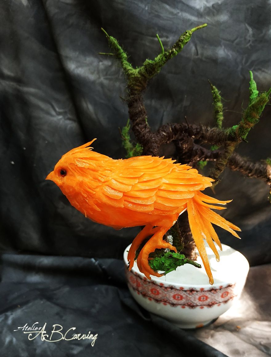 23 Carved Pumpkins Into Exquisite Sculptures That Are Not Halloween-Themed