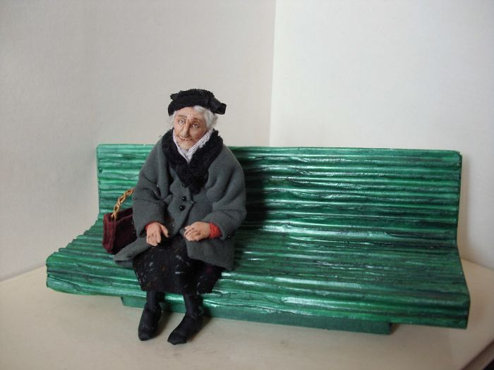 Doll Master From Novosibirsk Creates Realistic Works About Old People Live
