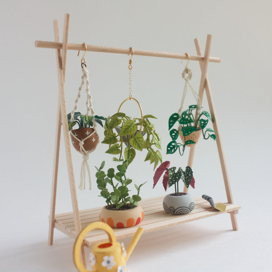 I Can't Seem To Keep Plants Alive, So I Made My Dream Indoor Garden Out Of Art Materials