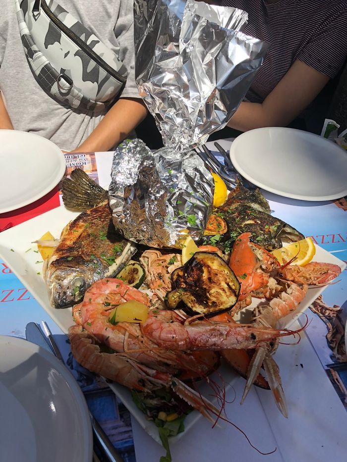 Japanese Tourists Shocked To Receive Almost $500 Bill For Two Plates Of Spaghetti, Fish, And Water In A Restaurant In Rome