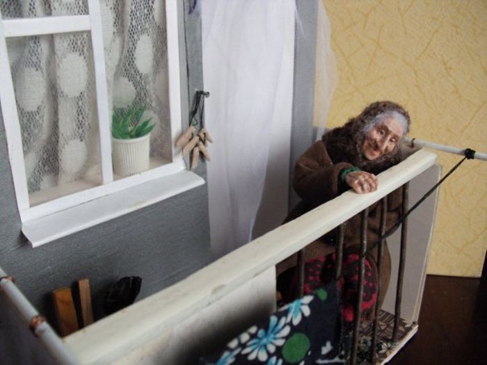 Doll Master From Novosibirsk Creates Realistic Works About Old People Live