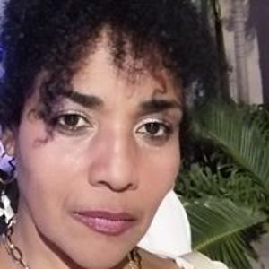 lovingisadora avatar