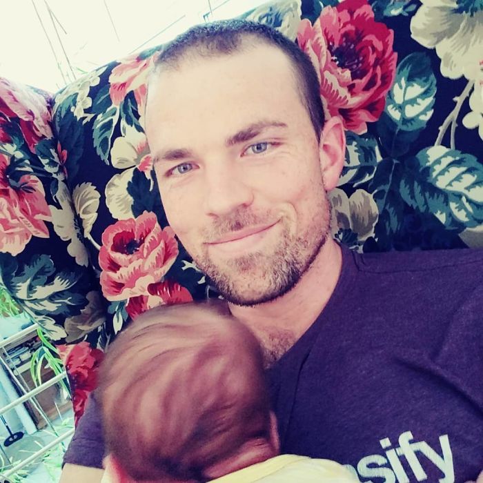 Dad Lists 5 Things He Does To Help Out His Wife Now That He Wishes He'd Known Sooner