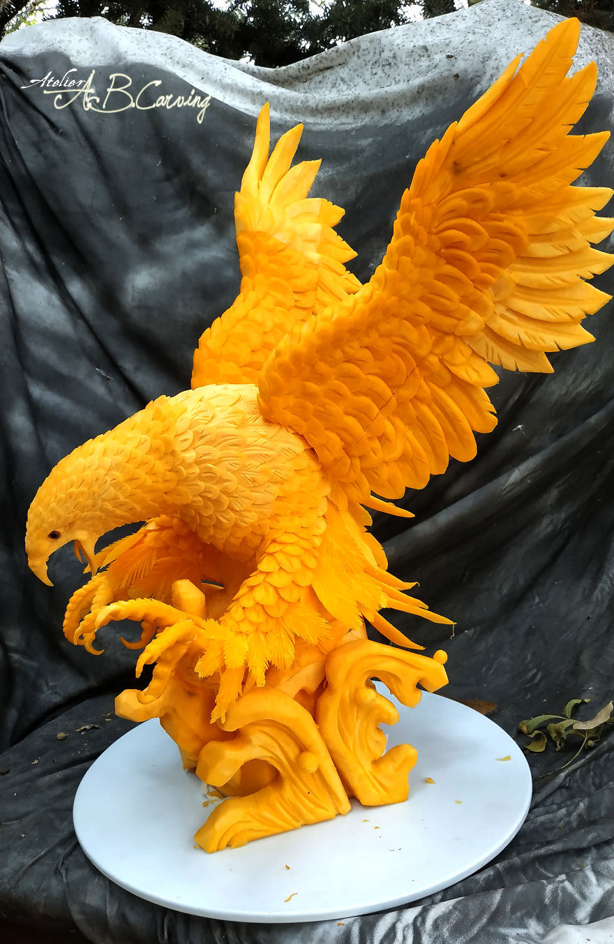 23 Carved Pumpkins Into Exquisite Sculptures That Are Not Halloween-Themed