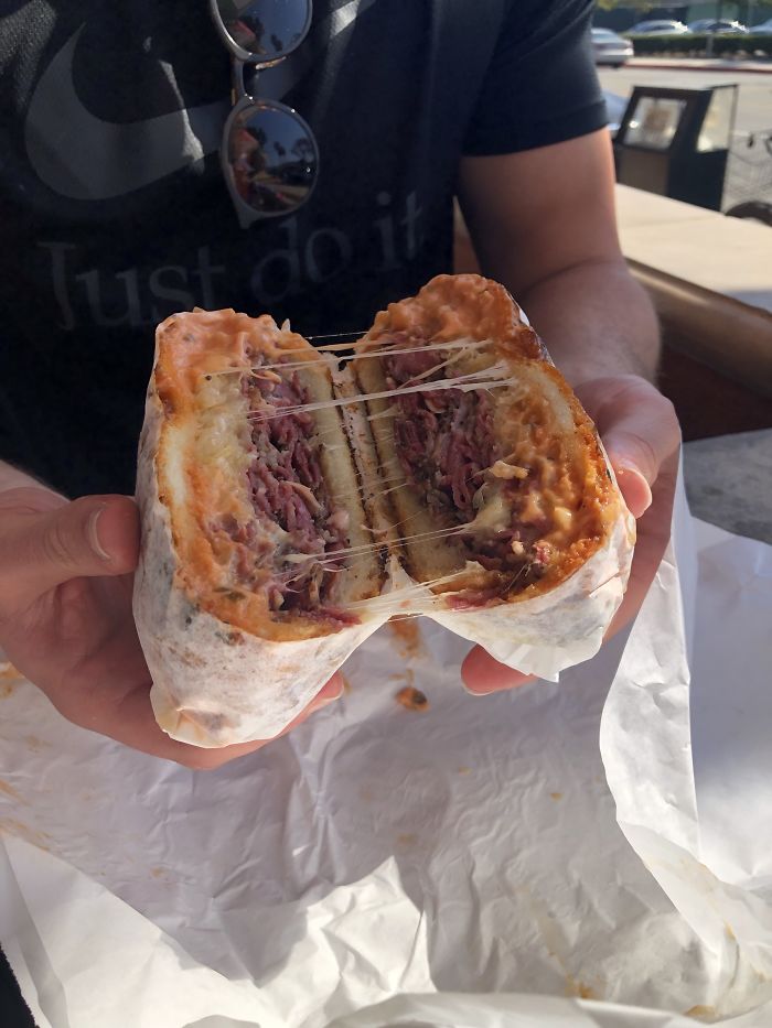 Australian Traveler Went To The US & Documented American Food