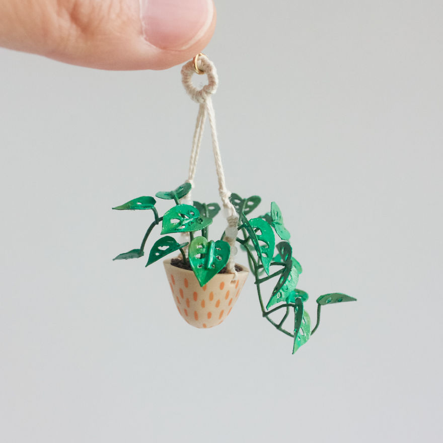 I Can't Seem To Keep Plants Alive, So I Made My Dream Indoor Garden Out Of Art Materials