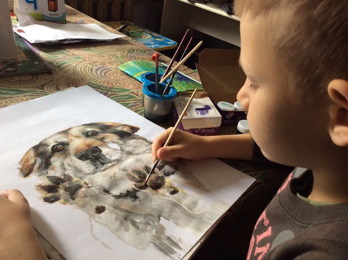 This 9-Year-Old Russian Boy &lsquo;Sells&rsquo; His Custom Pet Paintings For Food And Supplies For Shelter Animals