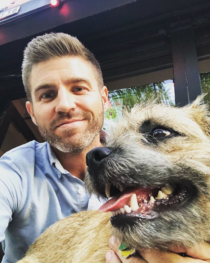 Dad Confronts 13 Y.O. Son About Downloading Photos Of Hot Men, He Blames It On His Mom Dad Confronts 13 Y.O. Son About Downloading Photos Of Hot Men, He Blames It On His Mom