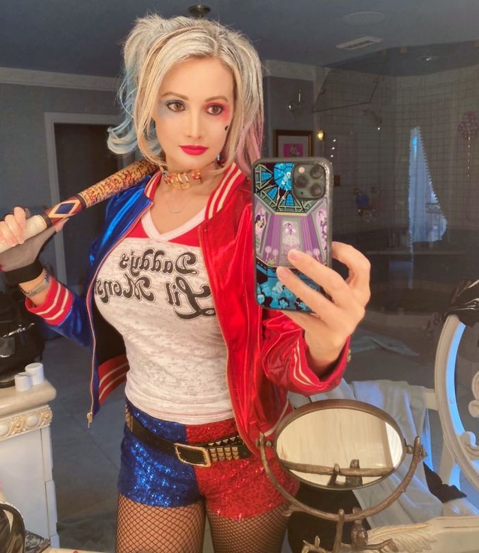 Holly Madison As Harley Quinn