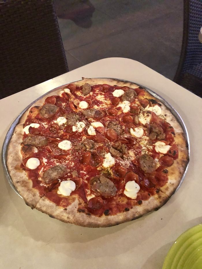 Australian Traveler Went To The US & Documented American Food