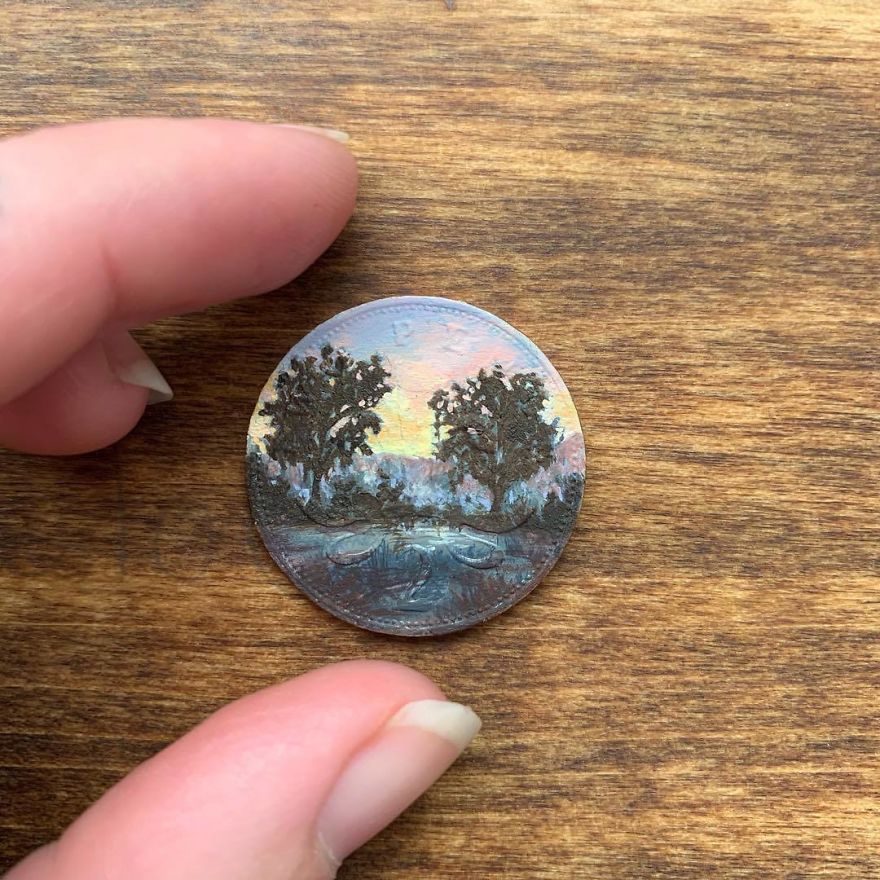 Tamar Valley Sunrise Painted On A Two Pence
.
.
.
.
.
.
.
.
.
#mini #oilpainting #oilpainter #tucsonartist #contemporarypainter #contemporaryart #contemporarypainting #lake #travel #travelpainter #mountains #galleries #gallery #losangeles #chicago #newyork #london #brymarie #artoftheday #sunrise #tamarvalley