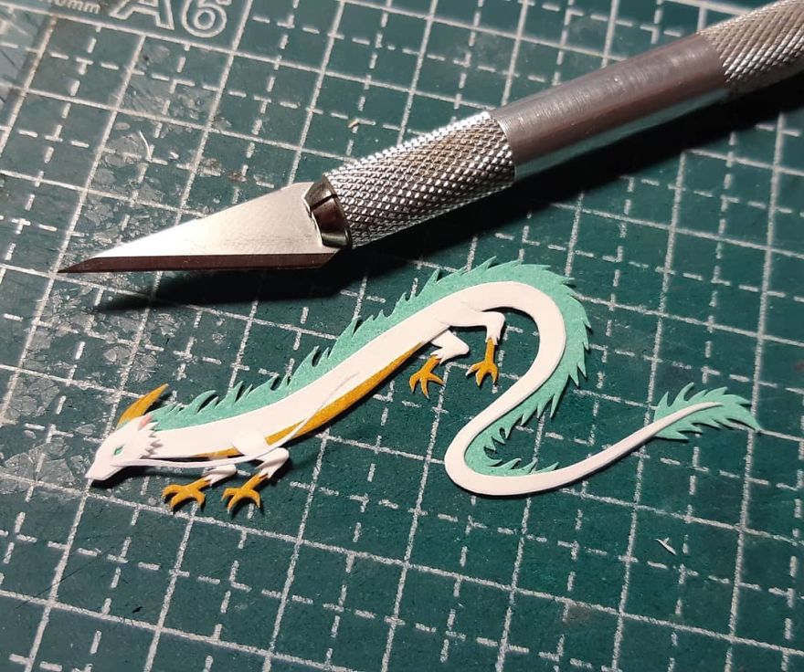 Haku And His L'il Chicken Legs ヾ(´▽｀;)ゝ #papercutting #papercut #cutoodle #paperart #ghibli #kitandkatdesigns #studioghibli #spiritedaway #haku