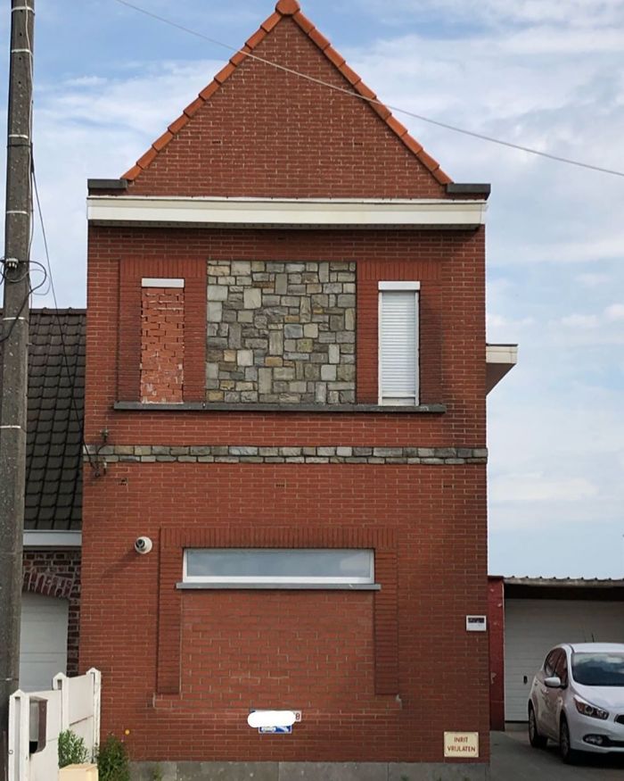 We Don’t Need No Architectural Education. Just Another Brick In The Wall