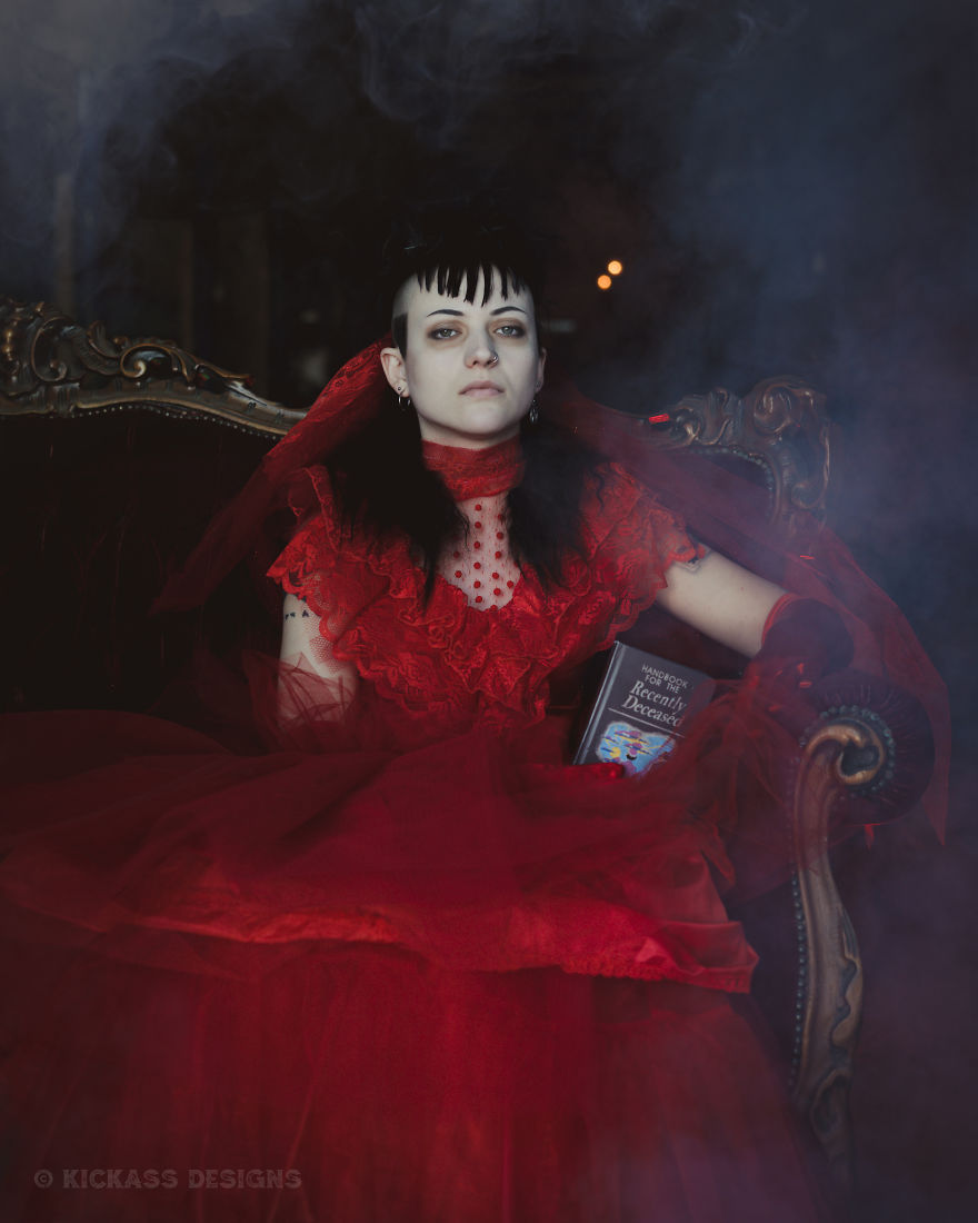 This Is The Best Beetlejuice & Lydia Cosplay Of 2019