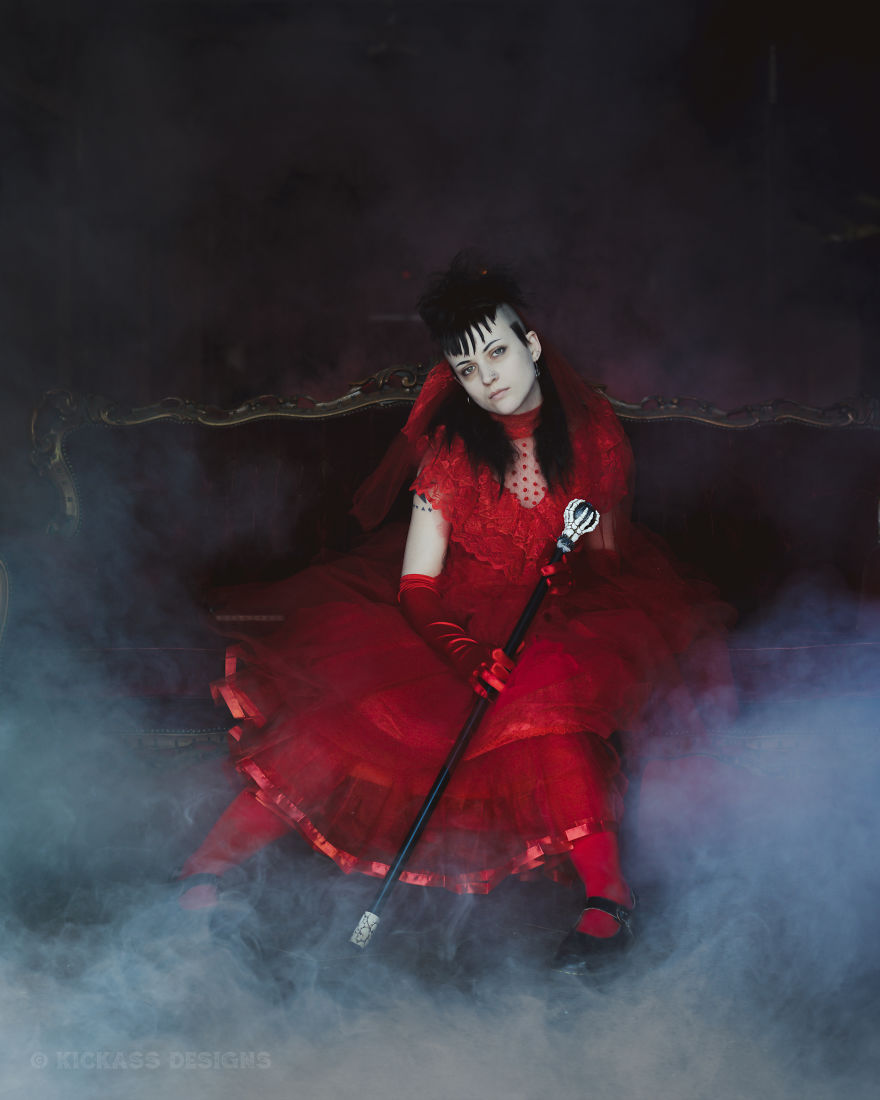 This Is The Best Beetlejuice & Lydia Cosplay Of 2019