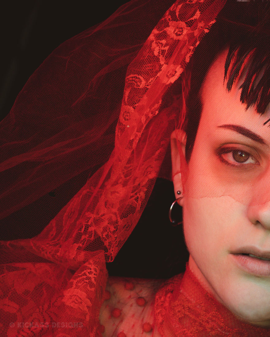 This Is The Best Beetlejuice & Lydia Cosplay Of 2019