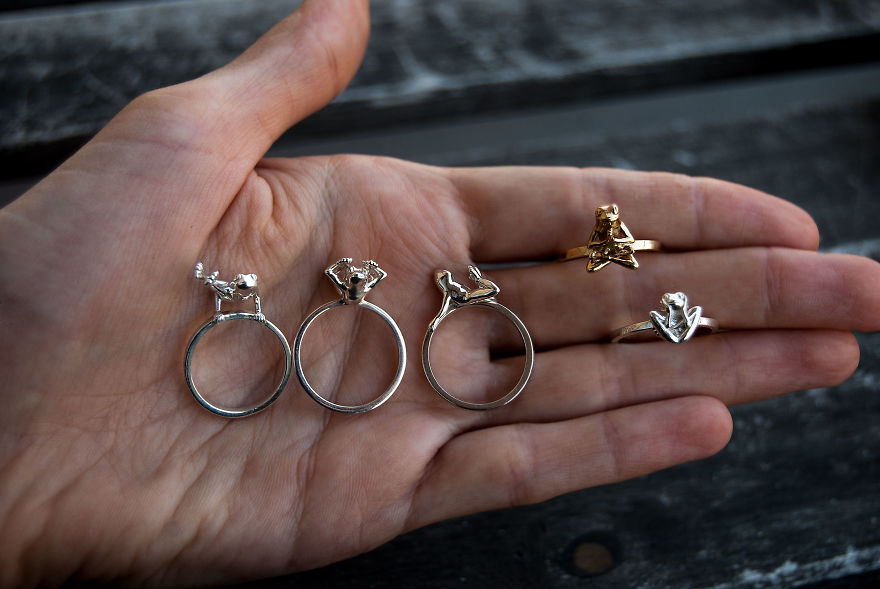 3D Printed Jewelry Of Frogs Doing Yoga And Nature/Fantasy Inspired Animals 3D Printed Jewelry Of Frogs Doing Yoga And Nature/Fantasy Inspired Animals