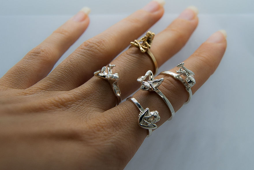 3D Printed Jewelry Of Frogs Doing Yoga And Nature/Fantasy Inspired Animals 3D Printed Jewelry Of Frogs Doing Yoga And Nature/Fantasy Inspired Animals