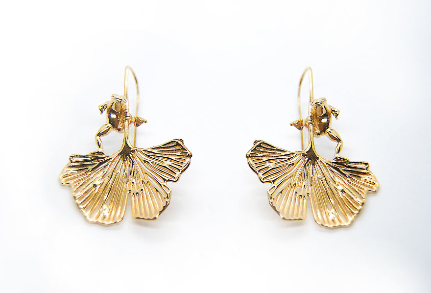 3D Printed Jewelry Of Frogs Doing Yoga And Nature/Fantasy Inspired Animals 3D Printed Jewelry Of Frogs Doing Yoga And Nature/Fantasy Inspired Animals