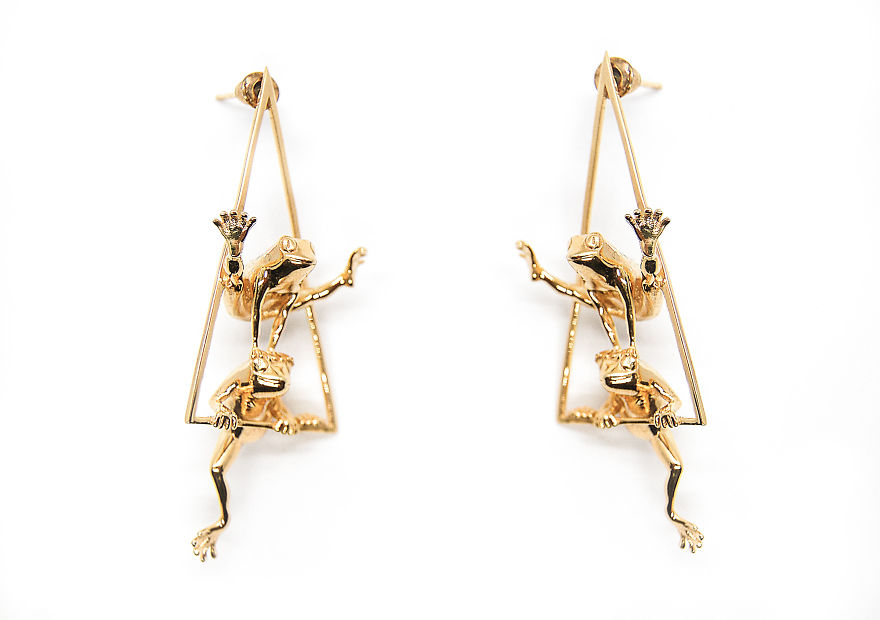 3D Printed Jewelry Of Frogs Doing Yoga And Nature/Fantasy Inspired Animals 3D Printed Jewelry Of Frogs Doing Yoga And Nature/Fantasy Inspired Animals