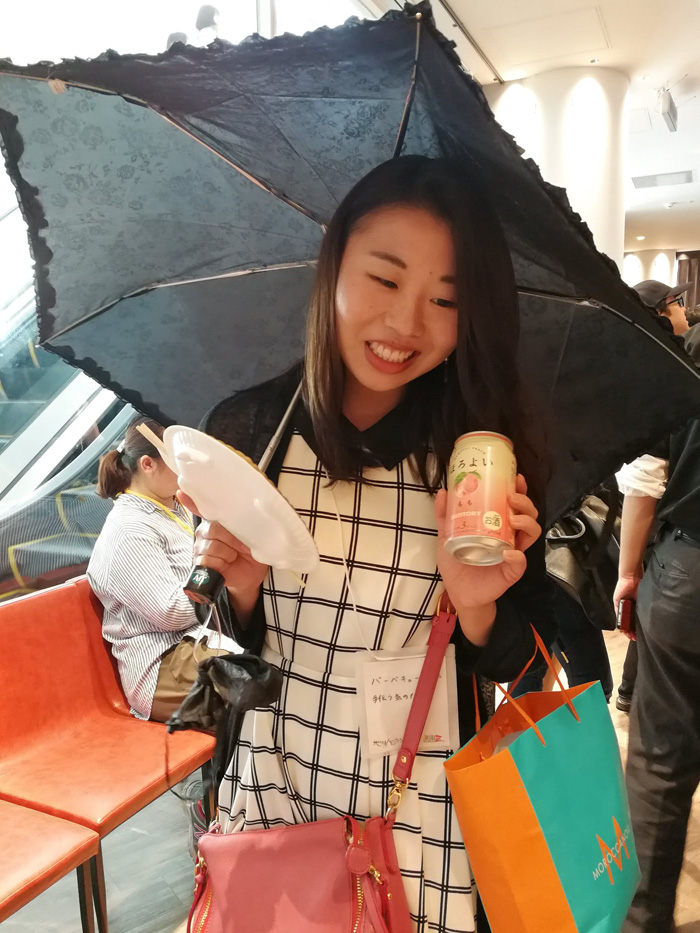 A Woman Who Came To The Barbecue With No Intention Of Helping