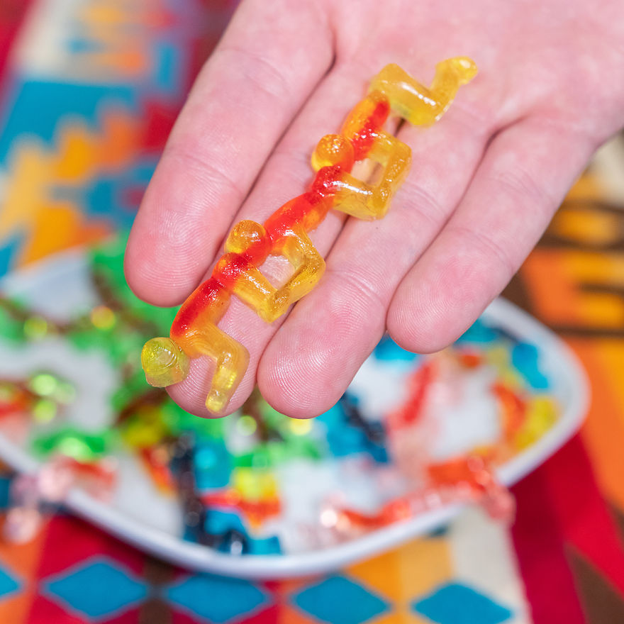 13 New Inventions That Solve Nonexistent Problems In Your Life 13 New Inventions That Solve Nonexistent Problems In Your Life