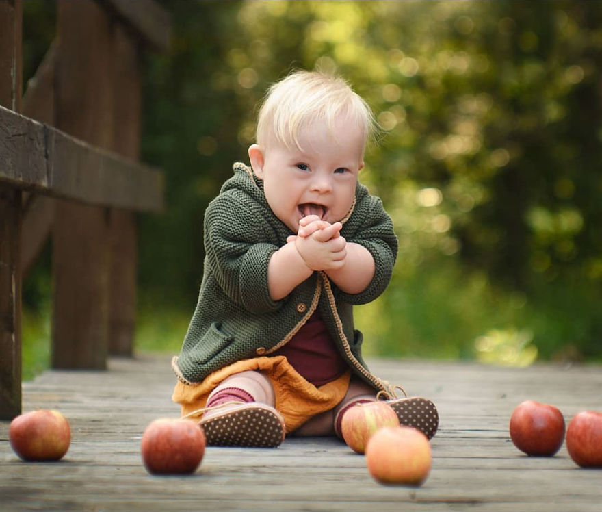 I Design Costumes And Flower Crowns To Photoshoot My Adorable Adopted Girl With Down Syndrome.