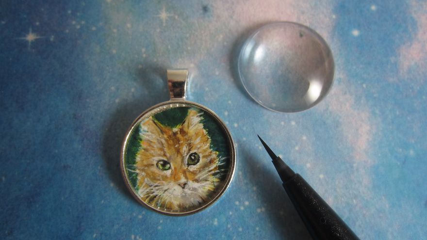 I Hand Paint 1-Inch Pet Portraits (20 Pics) I Hand Paint 1-Inch Pet Portraits (20 Pics)