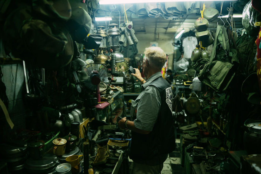 I Capture American Veterans That Moved Back To Vietnam To Find Ways To Deal With Their PTSD