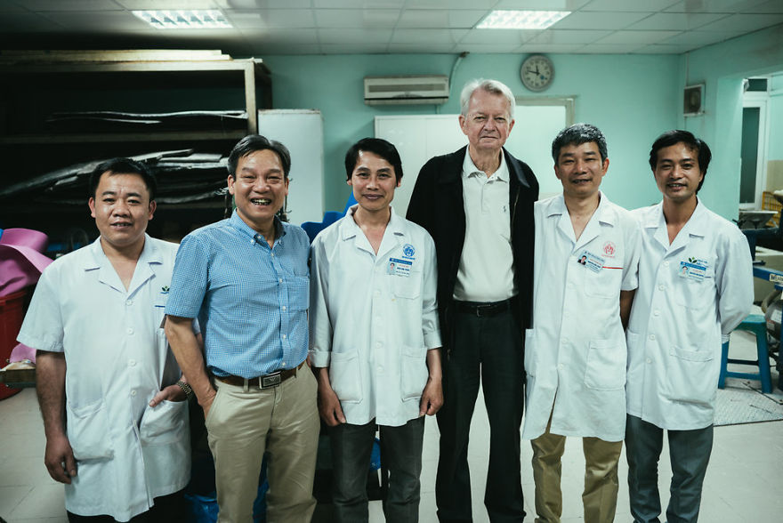 I Capture American Veterans That Moved Back To Vietnam To Find Ways To Deal With Their PTSD