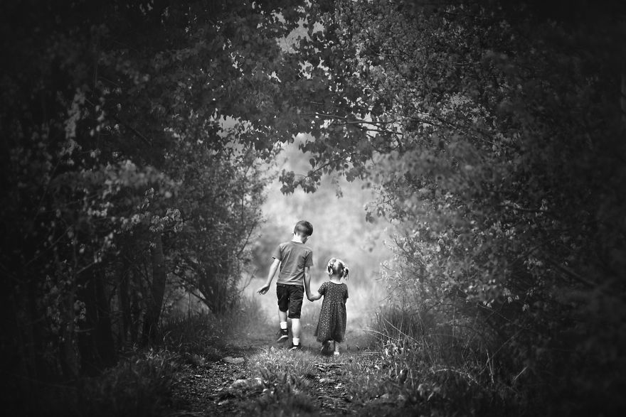 I Spent The Last 4 Years Documenting My Kids Enjoying Their Childhood Without Technology. Here's Some Of My Favorites