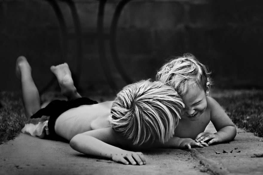 I Spent The Last 4 Years Documenting My Kids Enjoying Their Childhood Without Technology. Here's Some Of My Favorites