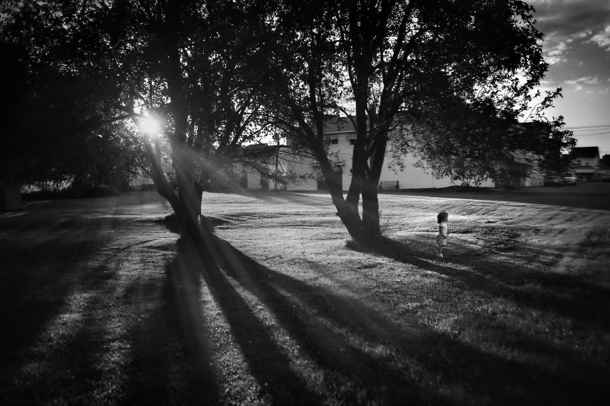 I Spent The Last 4 Years Documenting My Kids Enjoying Their Childhood Without Technology. Here's Some Of My Favorites