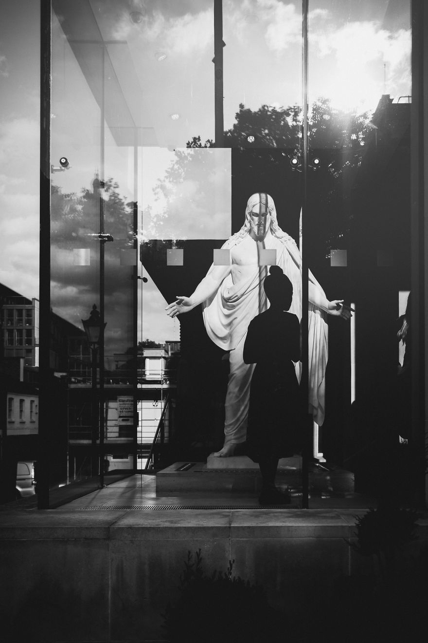 Photographing People In London